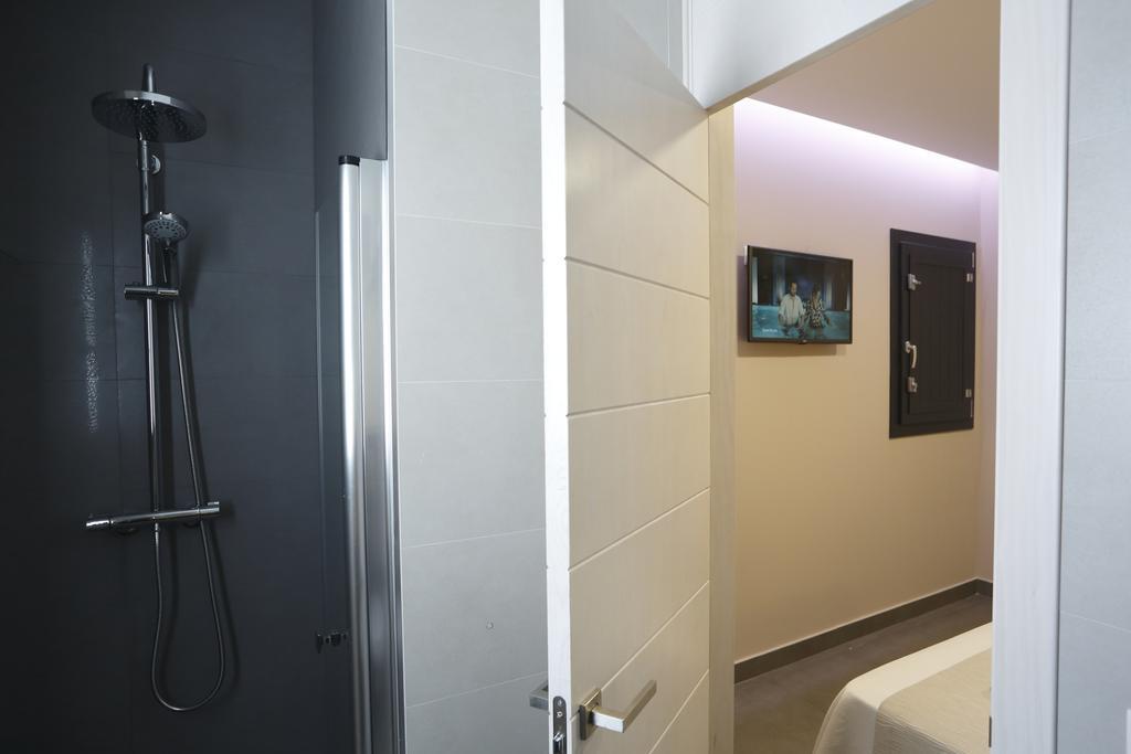 La Pasajera Hostal Boutique โกนิล เด ลาฟรอนเตรา ภายนอก รูปภาพ