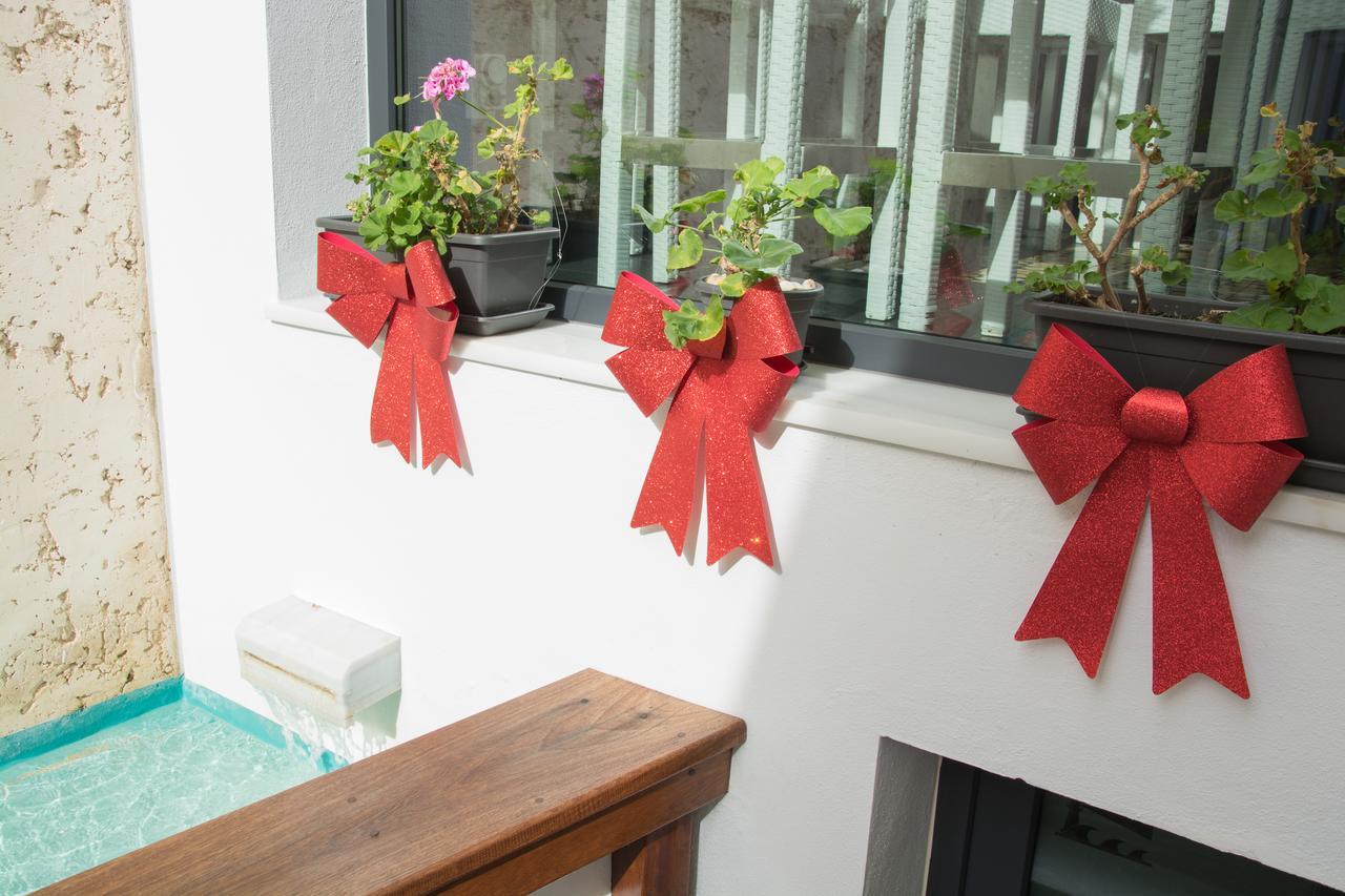 La Pasajera Hostal Boutique โกนิล เด ลาฟรอนเตรา ภายนอก รูปภาพ