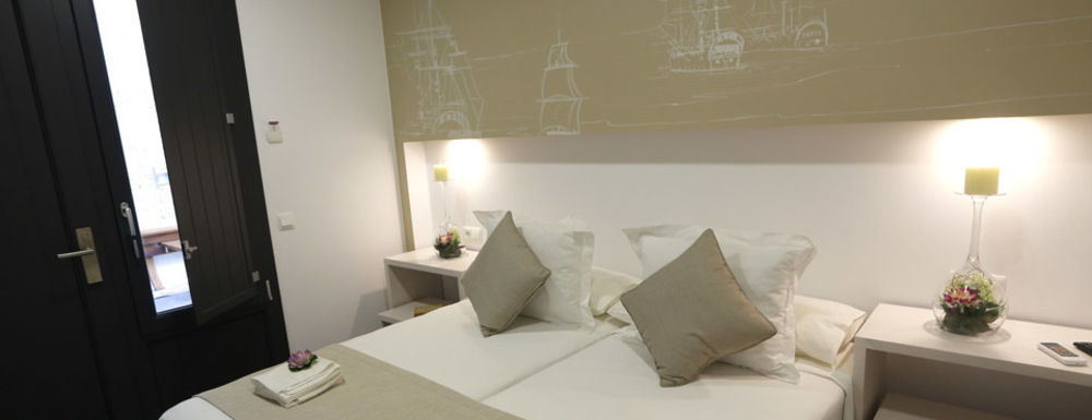 La Pasajera Hostal Boutique โกนิล เด ลาฟรอนเตรา ภายนอก รูปภาพ